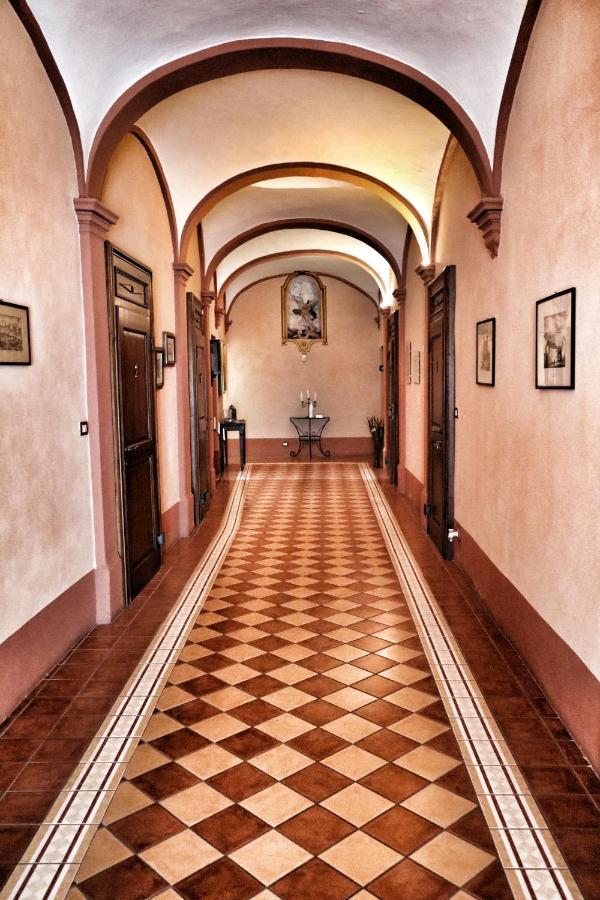 Abbazia Delle Sorelle Novello Exteriér fotografie